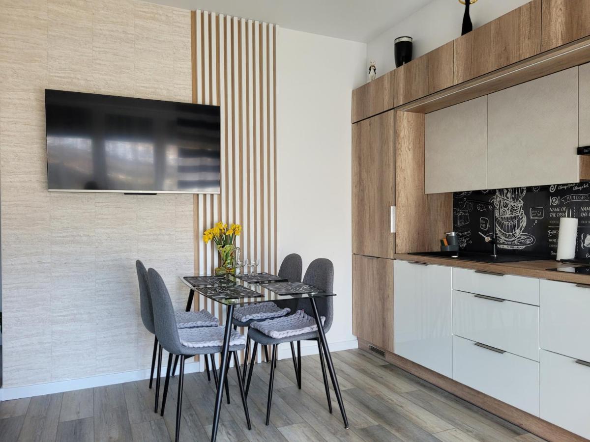 Apartament Nina Jelenia Góra Екстериор снимка