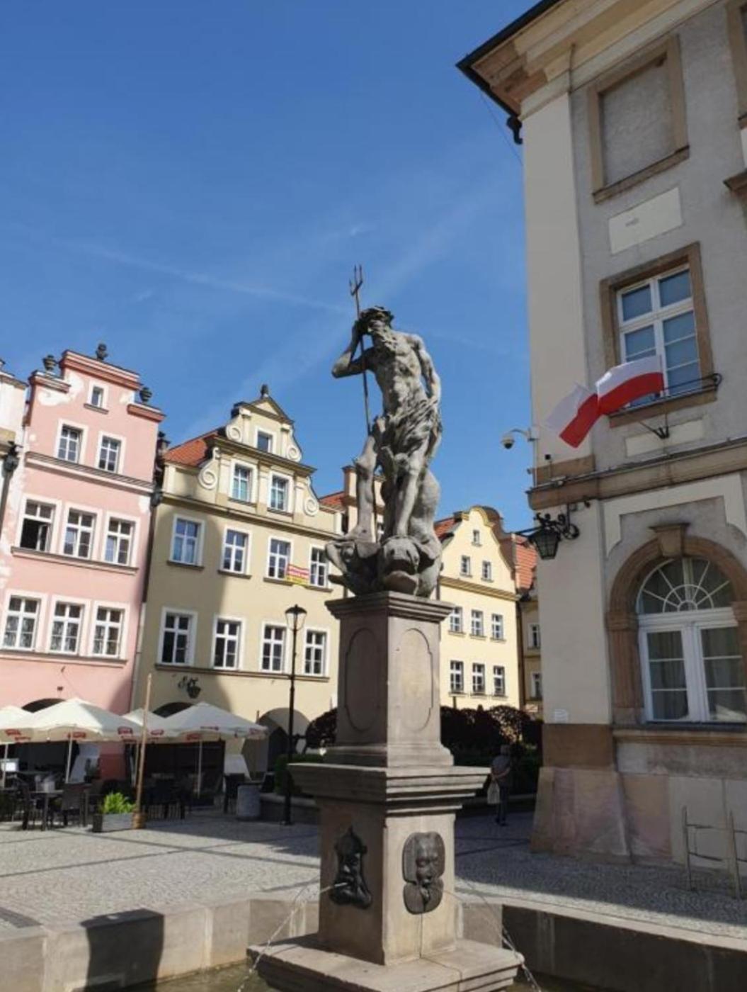 Apartament Nina Jelenia Góra Екстериор снимка